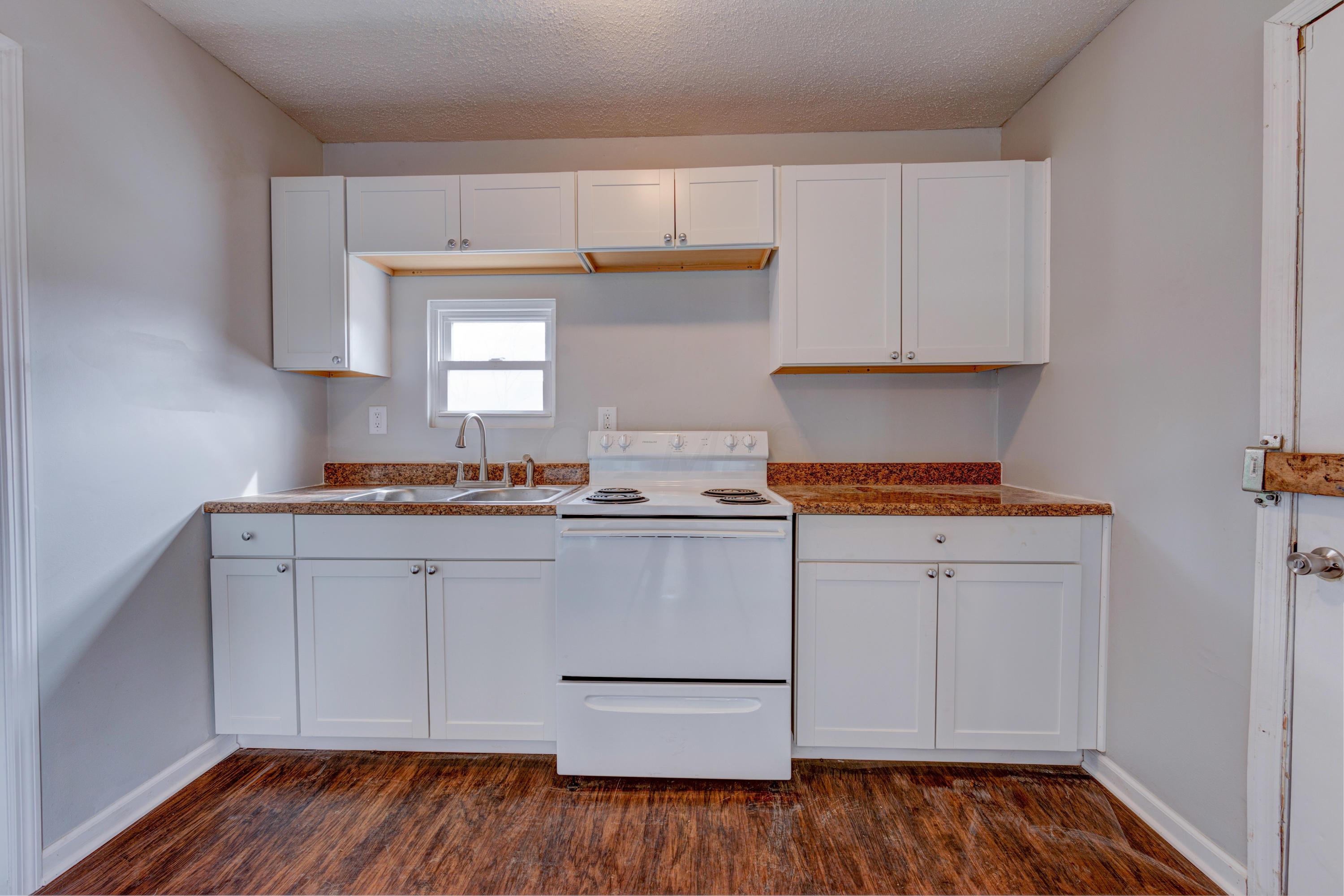 2956 Howey Road Columbus, OH 43224 - Photo 2 of 12
