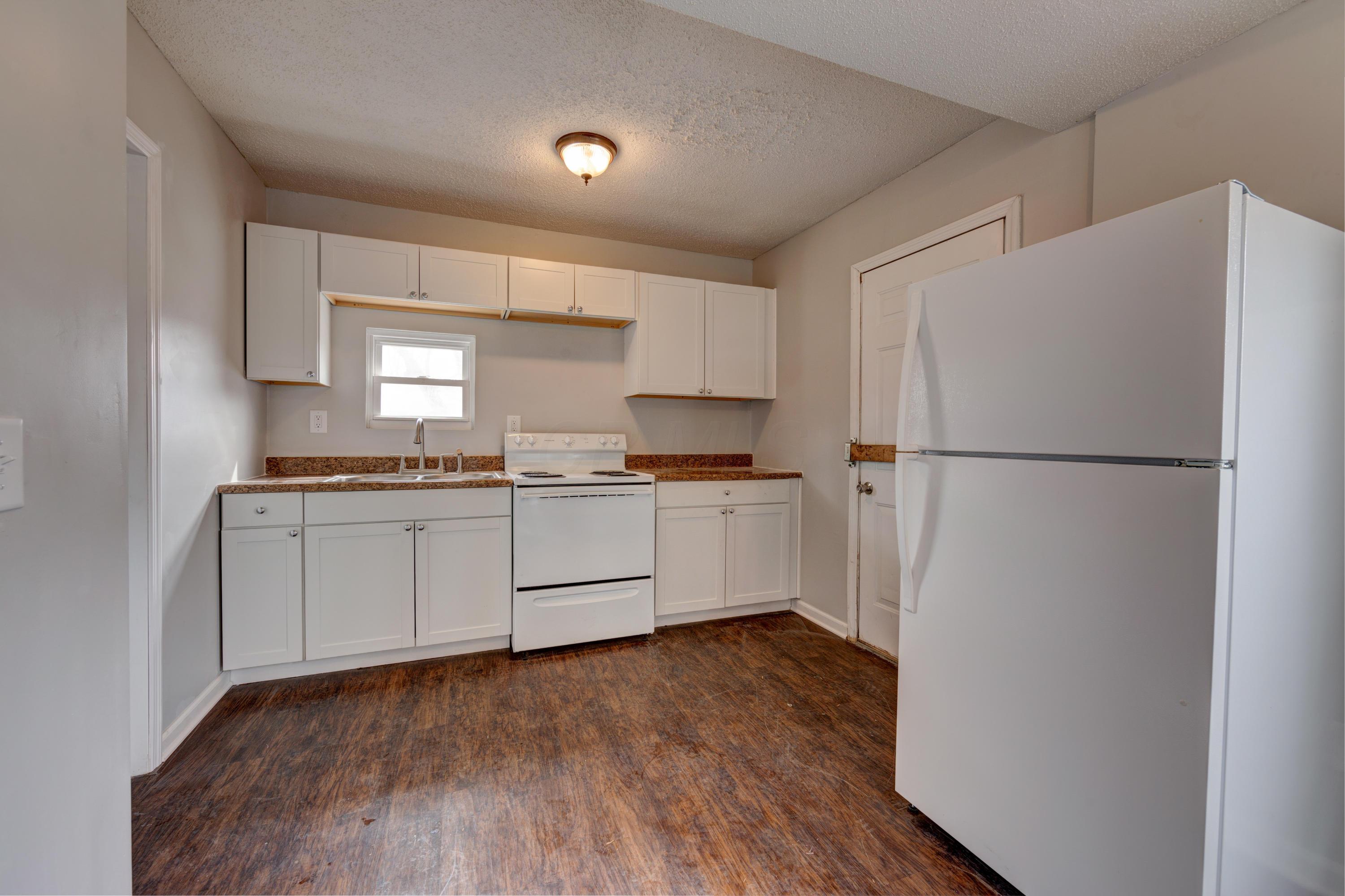 2956 Howey Road Columbus, OH 43224 - Photo 3 of 12