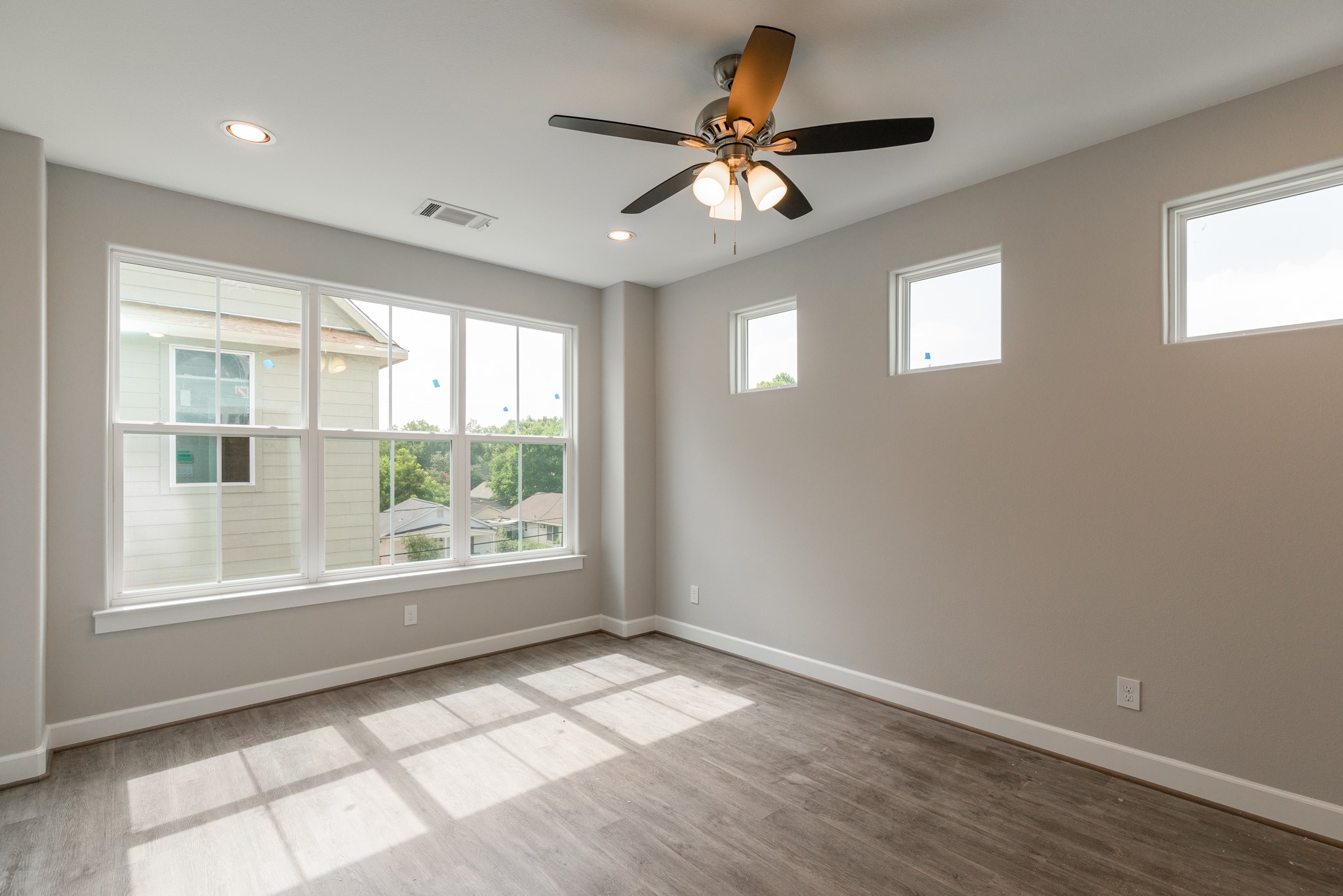 603 H Link Road Houston, TX 77009 - Photo 22 of 47
