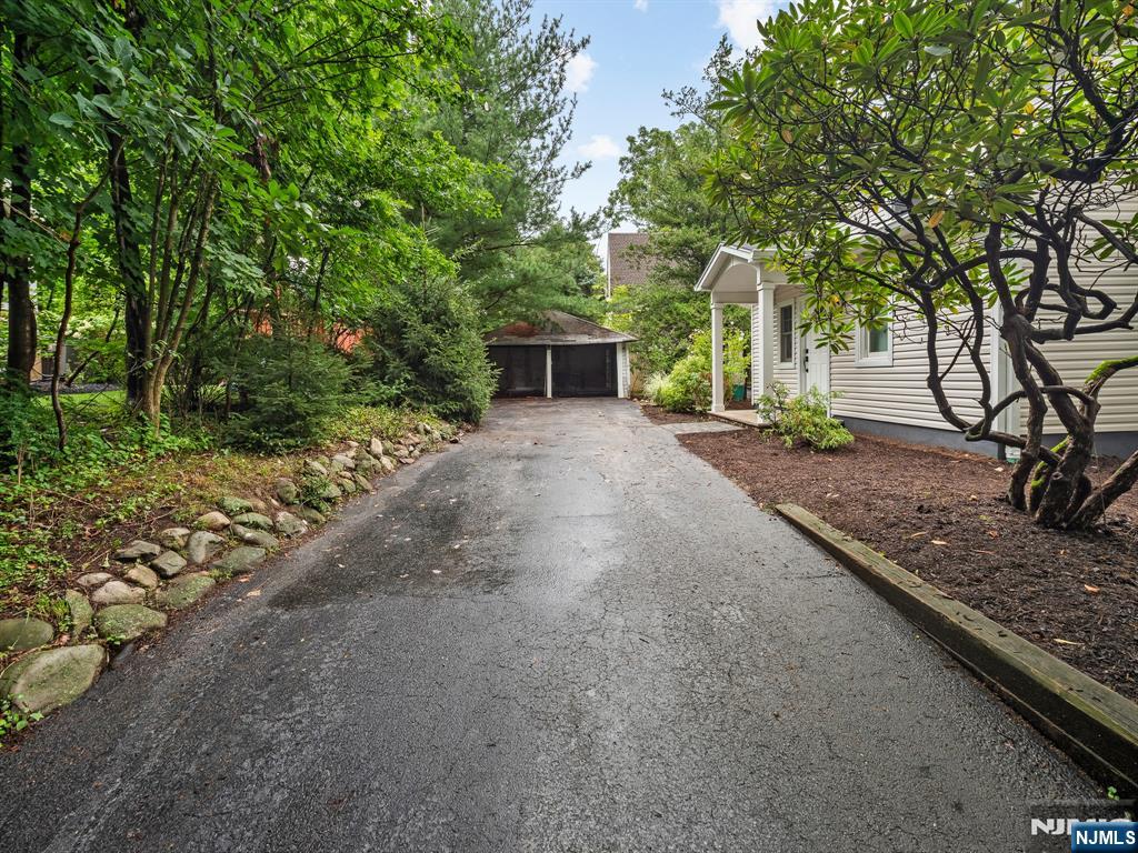 72 Fremont Avenue Park Ridge, NJ 07656 - Photo 30 of 35 Gallery Image 30