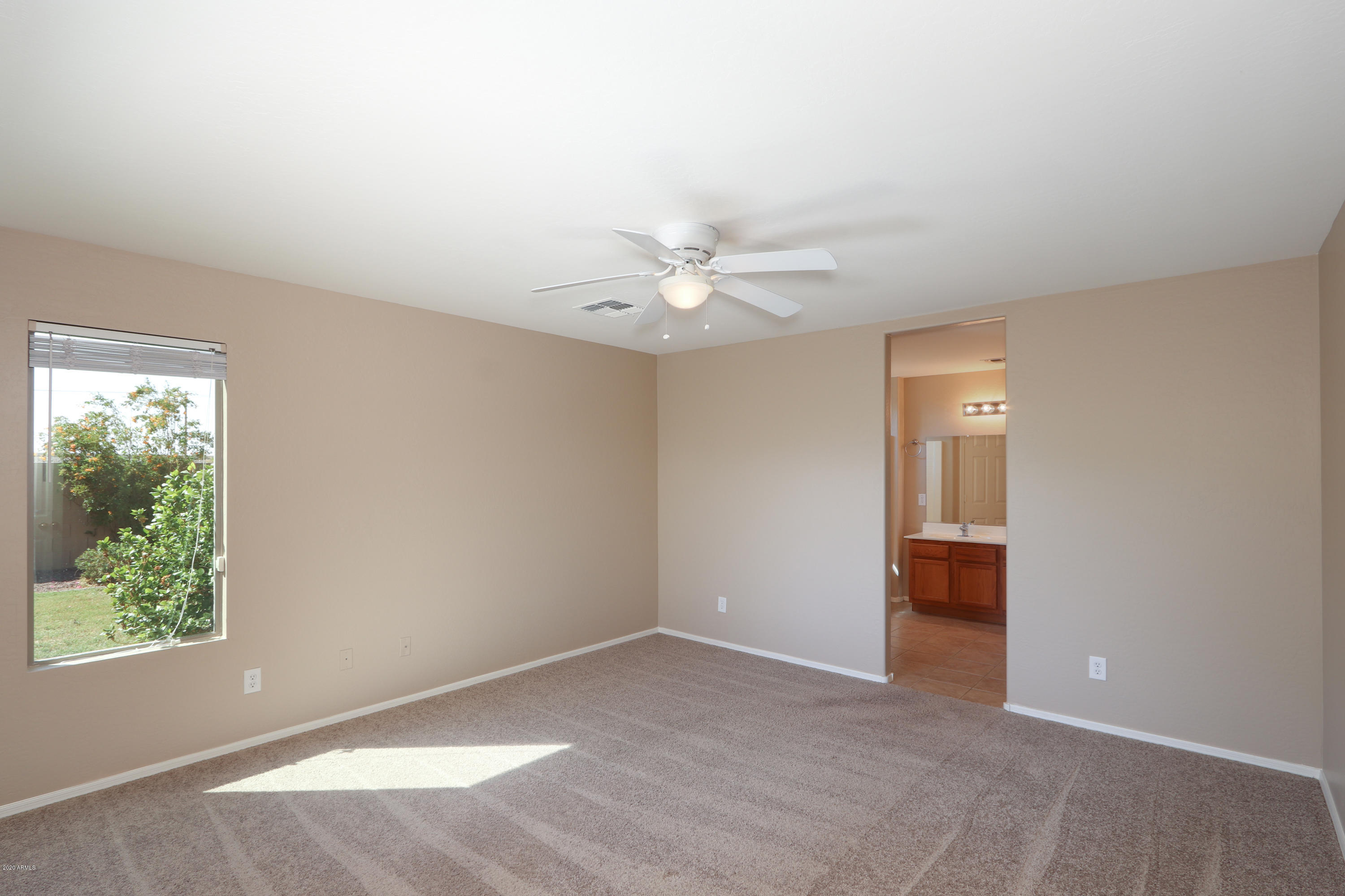 43323 West Cowpath Road Maricopa, AZ 85138 - Photo 25 of 37 27