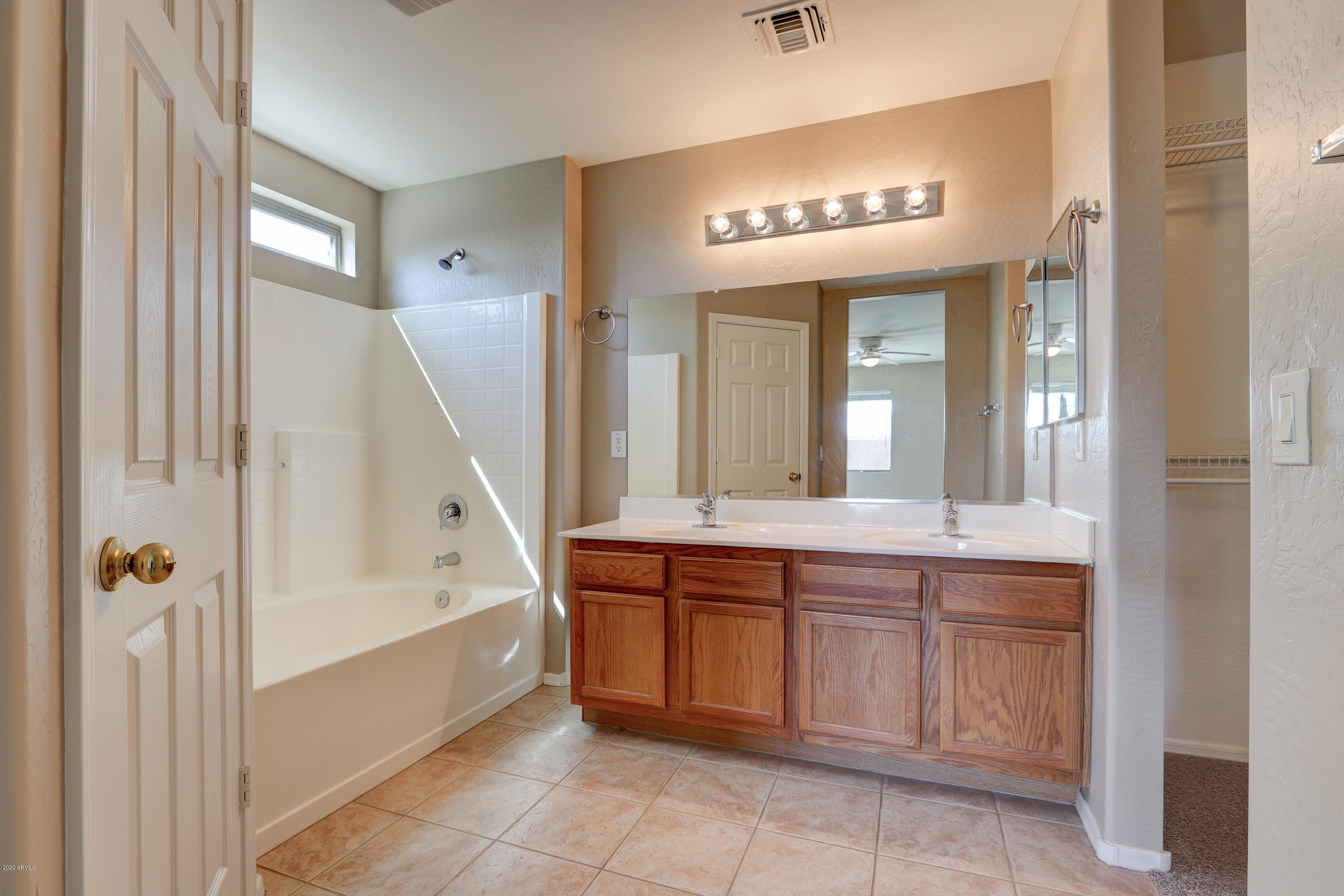 43323 West Cowpath Road Maricopa, AZ 85138 - Photo 27 of 37 29