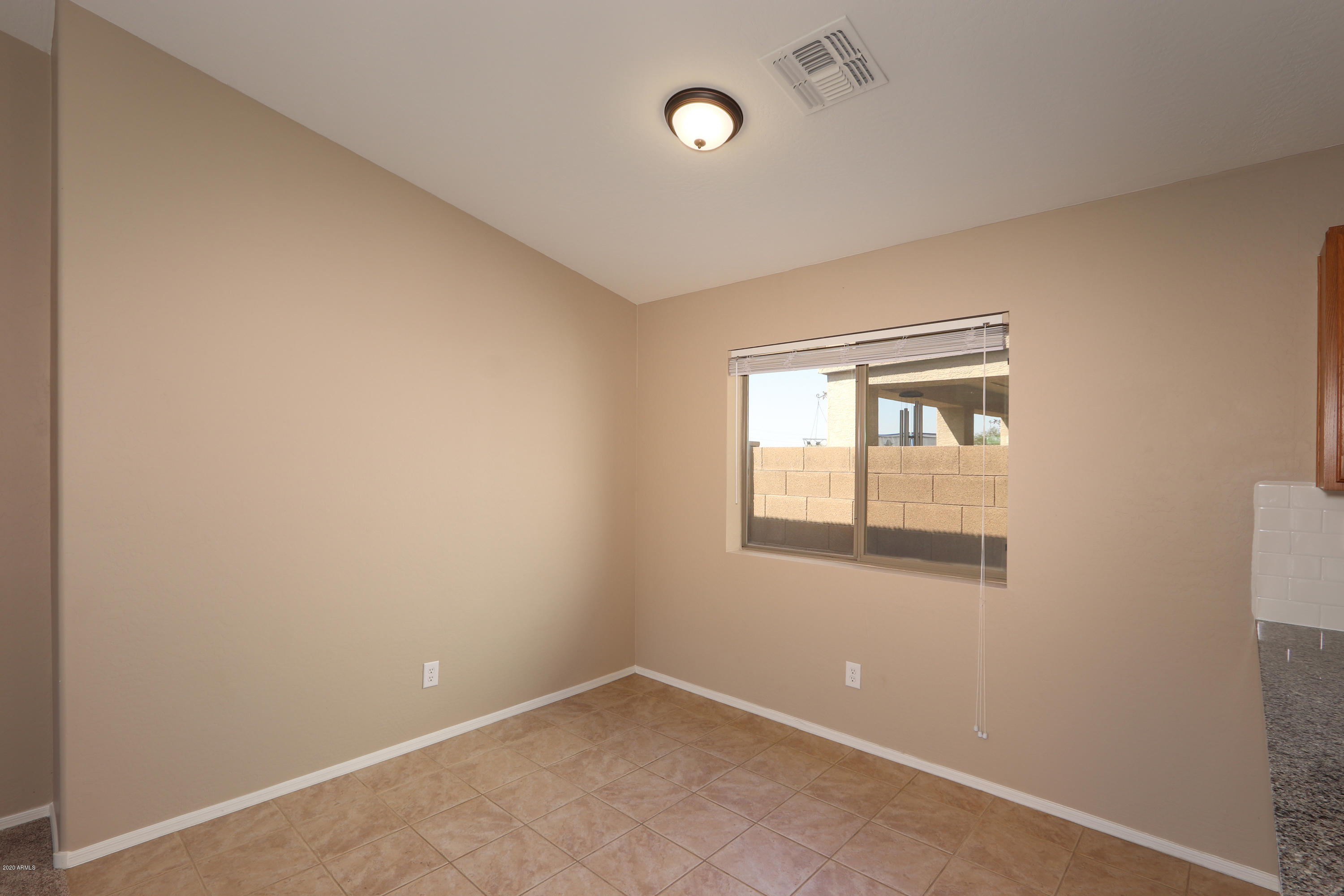 43323 West Cowpath Road Maricopa, AZ 85138 - Photo 10 of 37 12