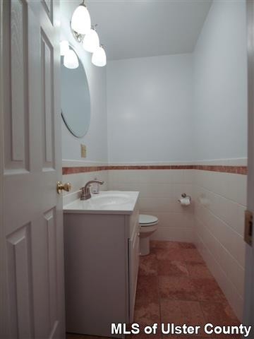313 Wynkoop Road Hurley, NY 12443 - Photo 9 of 17 Photo 9