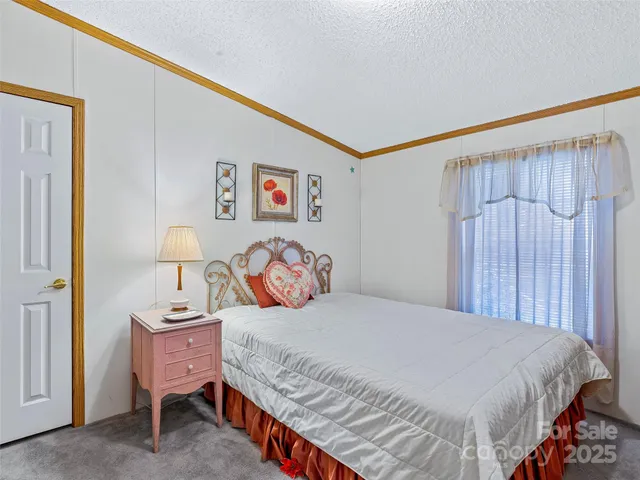 $316,000 | 155 Maple Ridge Road, Candler, NC 28715