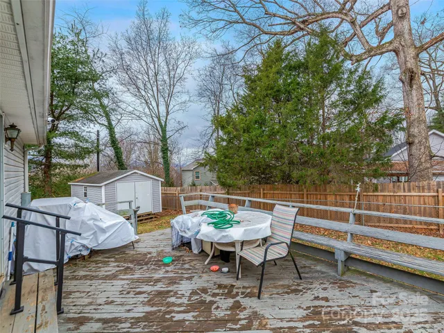 $316,000 | 155 Maple Ridge Road, Candler, NC 28715