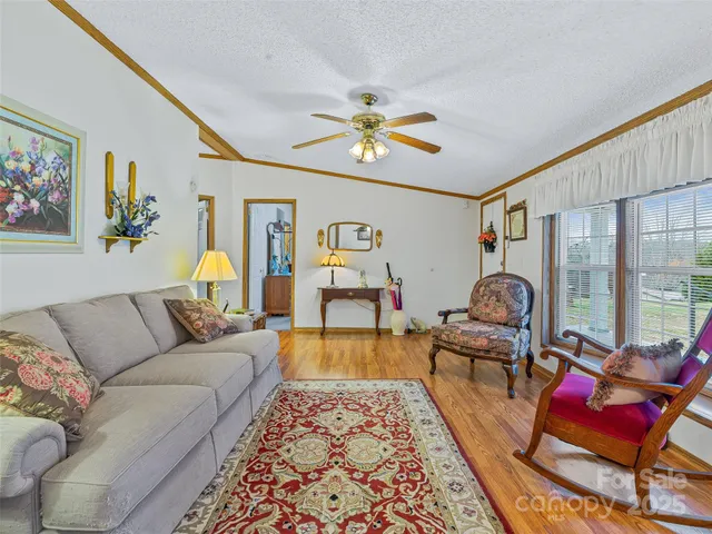 $316,000 | 155 Maple Ridge Road, Candler, NC 28715