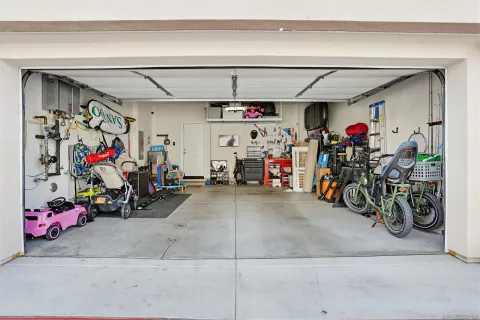 $859,000 | 1739 Vly Oak Way, Oceanside, CA 92056