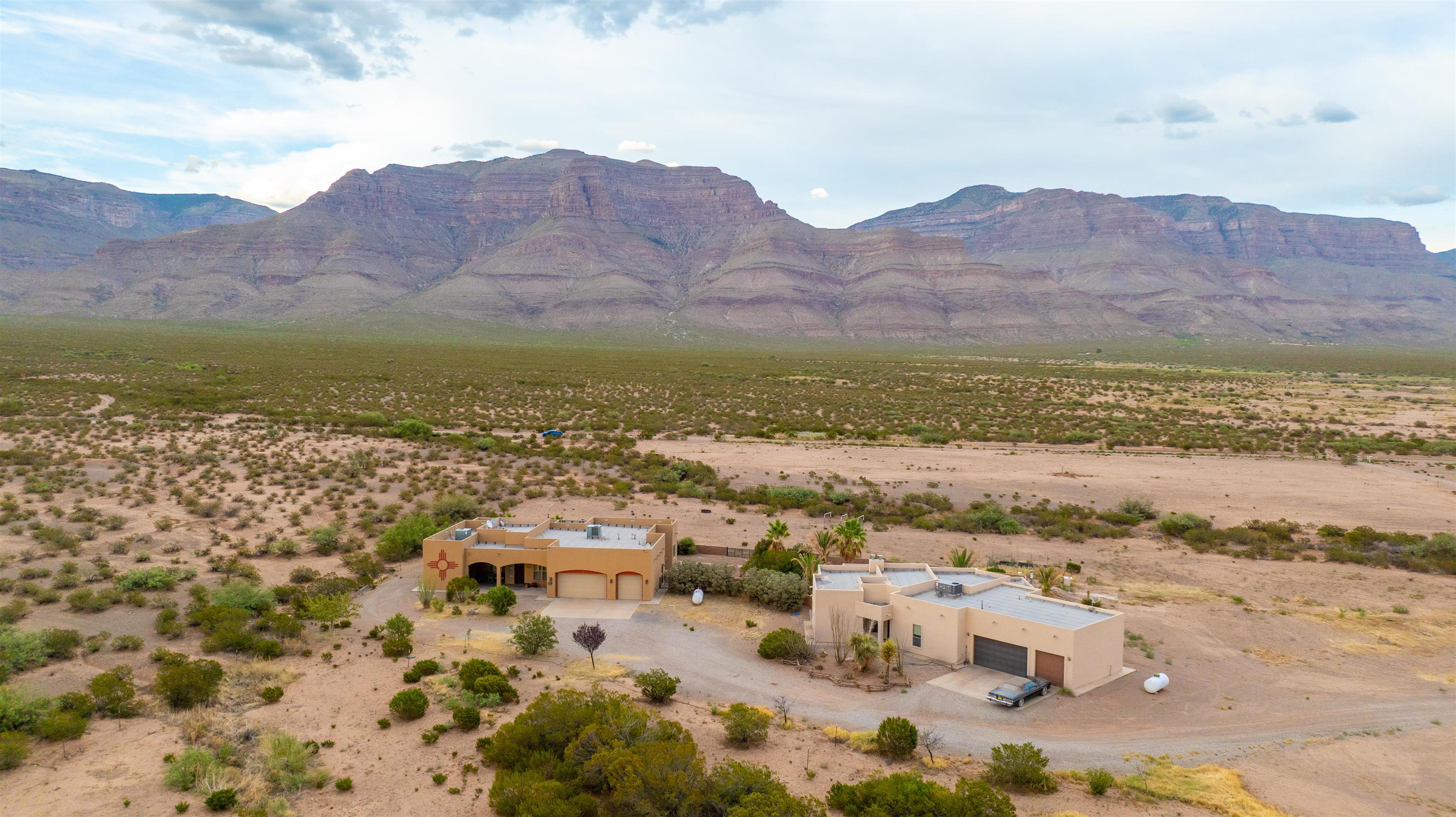 88 Taylor Ranch Road Alamogordo, NM 88310 - Photo 10 of 99 Gallery Image 10