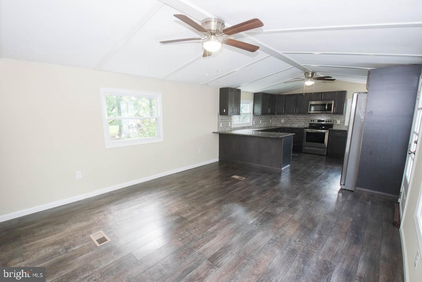 2137 Buchert Road Pottstown, PA 19464 - Photo 9 of 27 Gallery Image 9