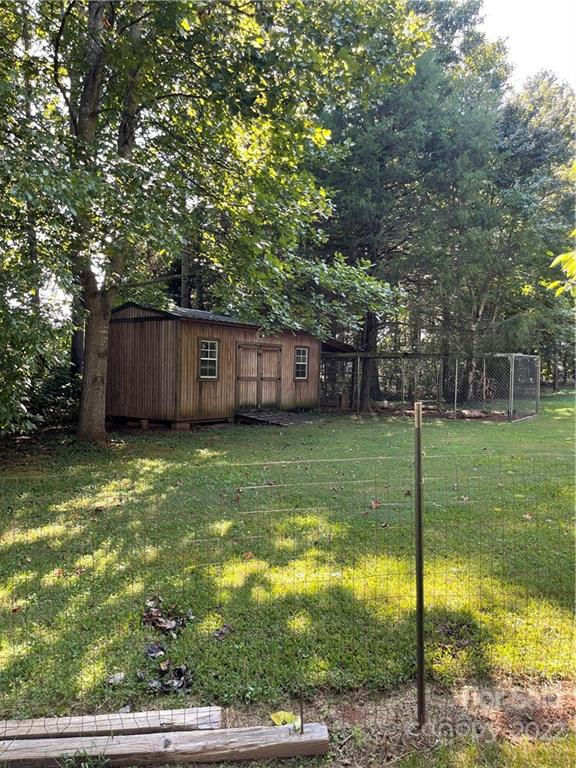2237 Hartland Road Morganton, NC 28655 - Photo 21 of 25 Gallery Image 21