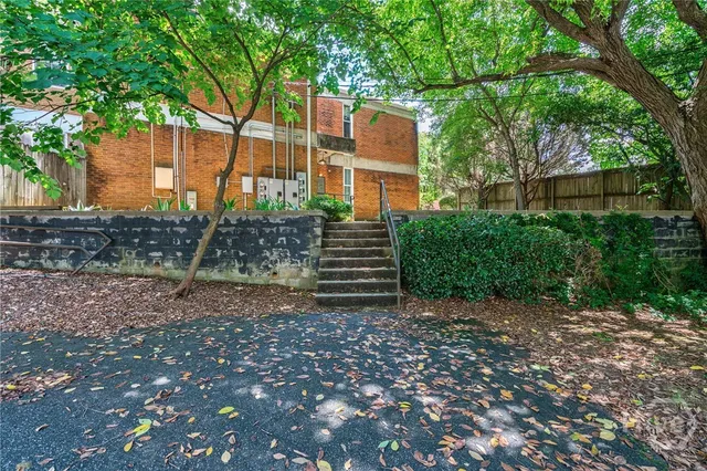 $385,000 | 1295 Broad Street East, Unit C5, Athens, GA 30601