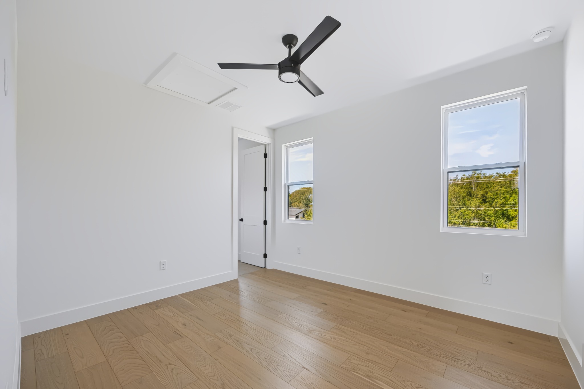 301 North Pleasant Valley Road, Unit 1 Austin, TX 78702 - Photo 25 of 29 Gallery Image 25