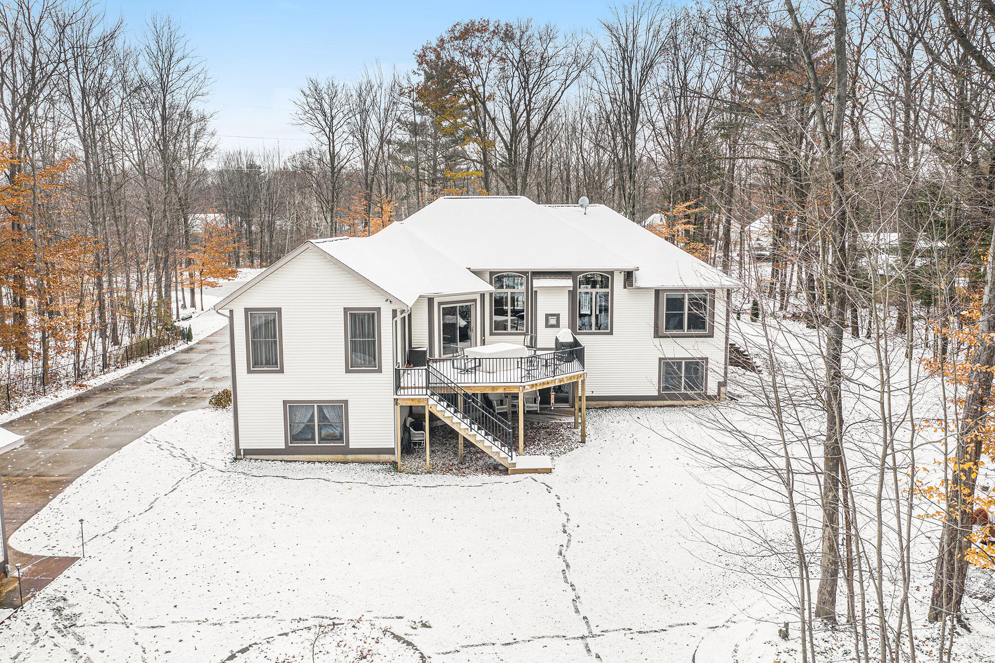 16528 West Fruitport Road Spring Lake, MI 49456 - Photo 42 of 47 DJI_0221