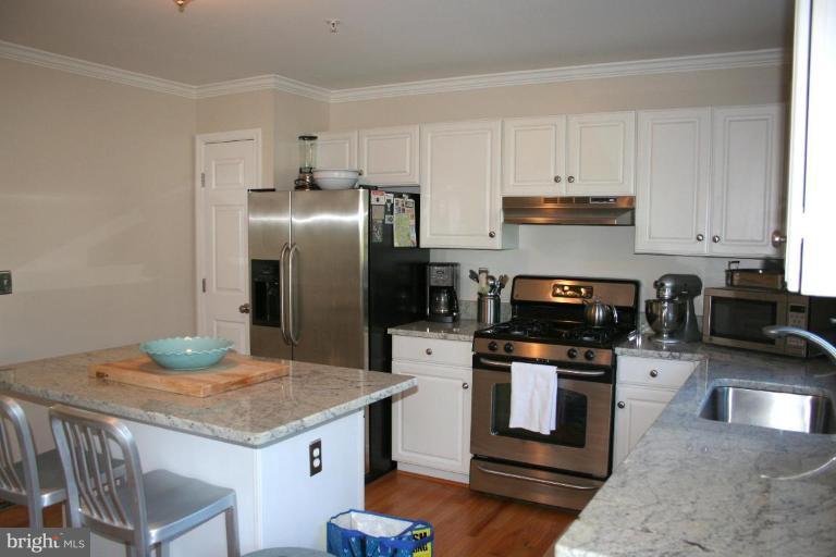 767 Howards Loop, Unit 63 Annapolis, MD 21401 - Photo 12 of 26 Kitchen #2
