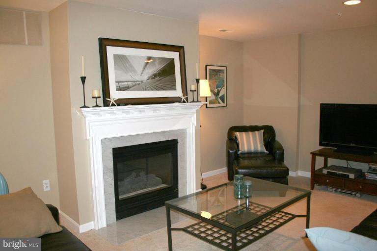 767 Howards Loop, Unit 63 Annapolis, MD 21401 - Photo 22 of 26 Family Room #3