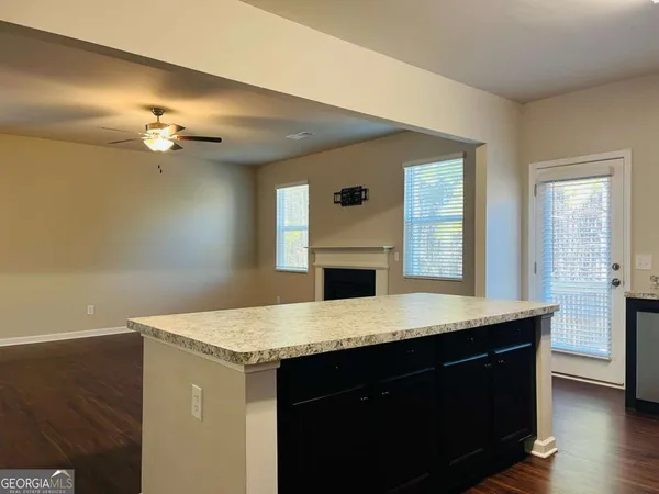 $2,275 | 18 Ulsh Park Drive, Newnan, GA 30265
