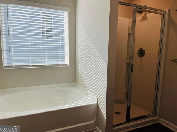 $2,275 | 18 Ulsh Park Drive, Newnan, GA 30265