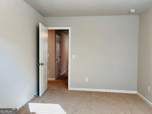 $2,275 | 18 Ulsh Park Drive, Newnan, GA 30265