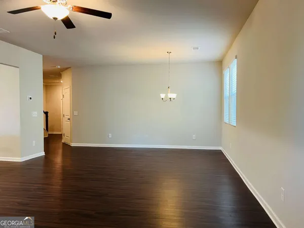 $2,275 | 18 Ulsh Park Drive, Newnan, GA 30265