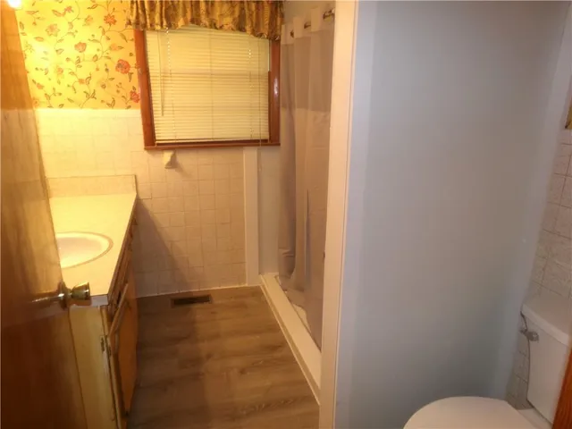 $69,500 | 401 North Prairie Street, Yates Center, KS 66783