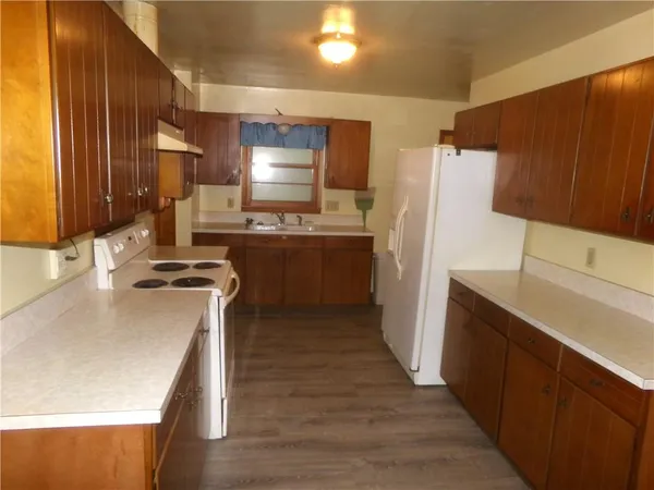 $64,500 | 401 North Prairie Street, Yates Center, KS 66783