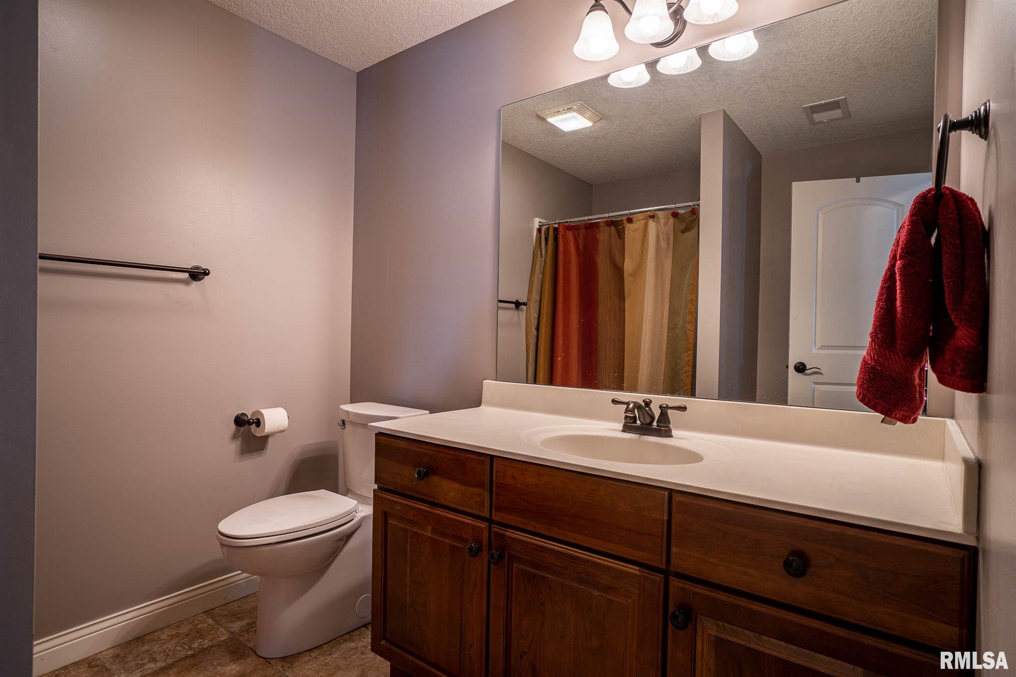5615 Judge Road Bettendorf, IA 52722 - Photo 24 of 25 Gallery Image 24