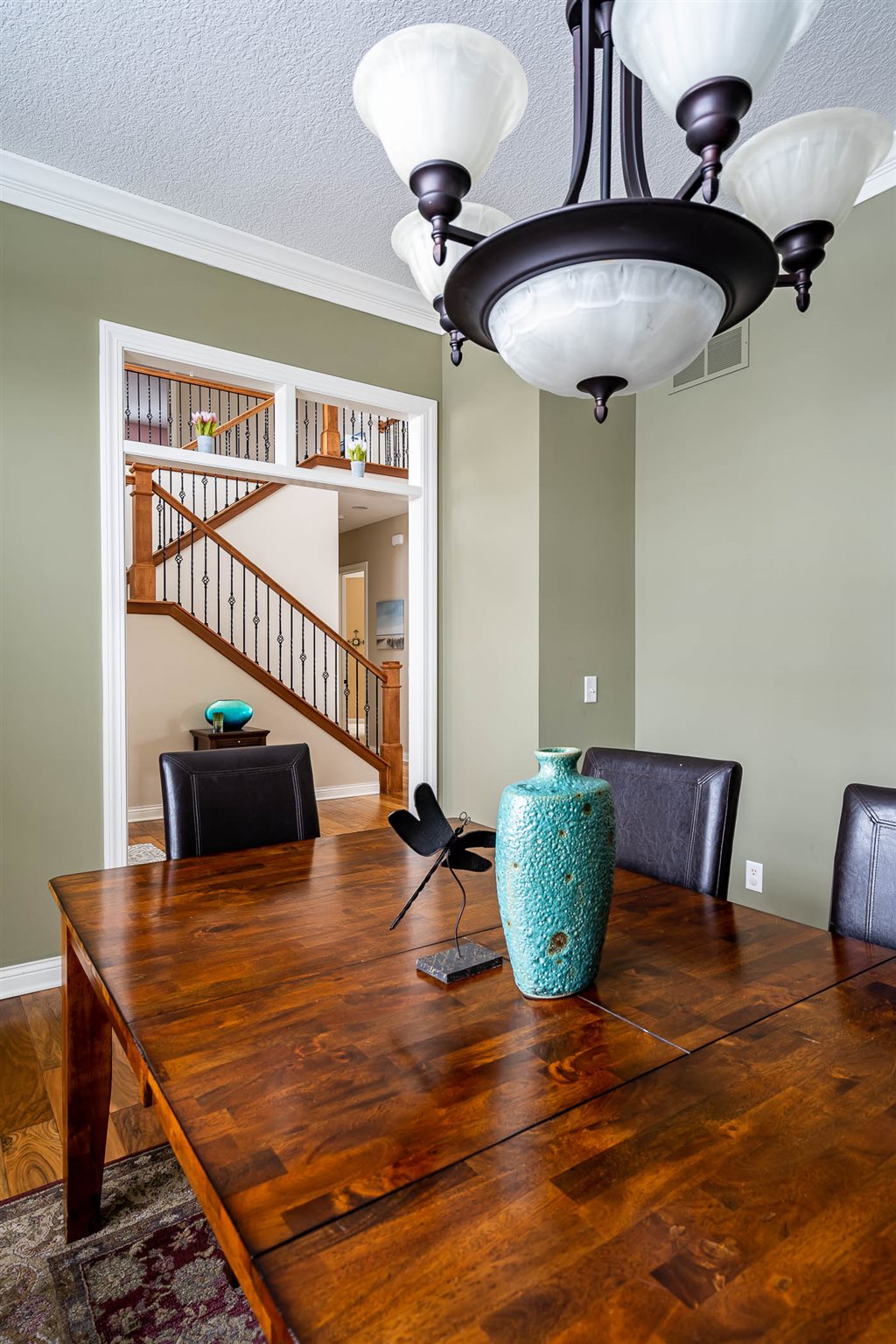 5615 Judge Road Bettendorf, IA 52722 - Photo 4 of 25 Gallery Image 4