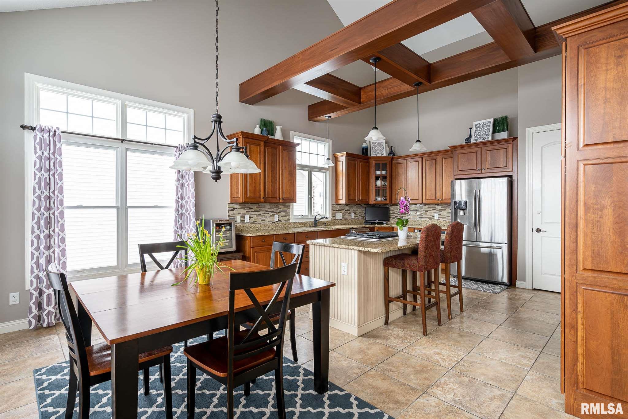 5615 Judge Road Bettendorf, IA 52722 - Photo 5 of 25 Gallery Image 5