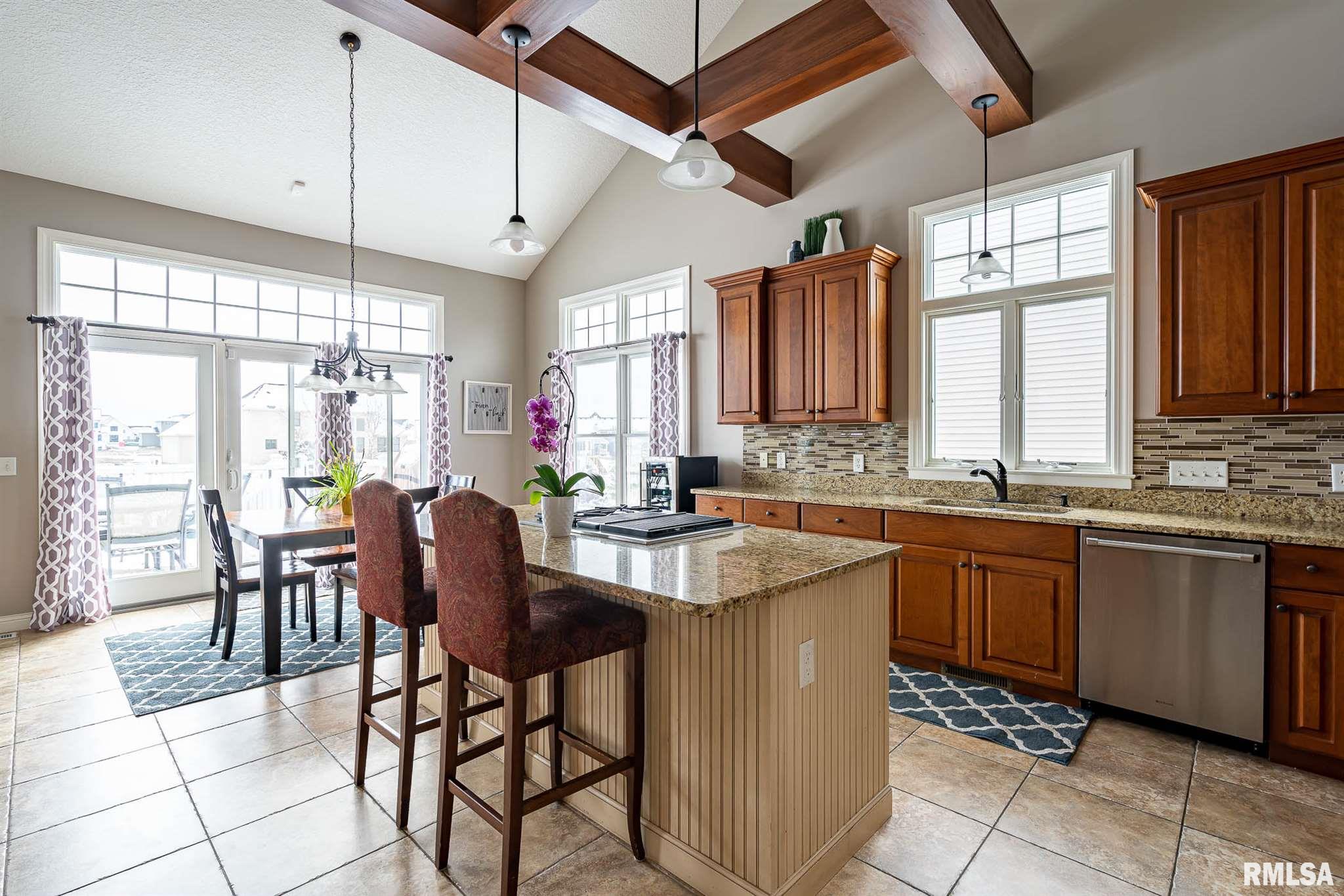 5615 Judge Road Bettendorf, IA 52722 - Photo 7 of 25 Gallery Image 7