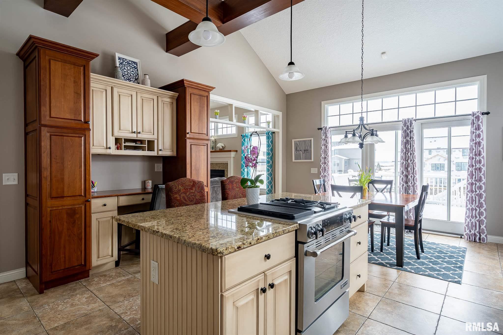 5615 Judge Road Bettendorf, IA 52722 - Photo 8 of 25 Gallery Image 8