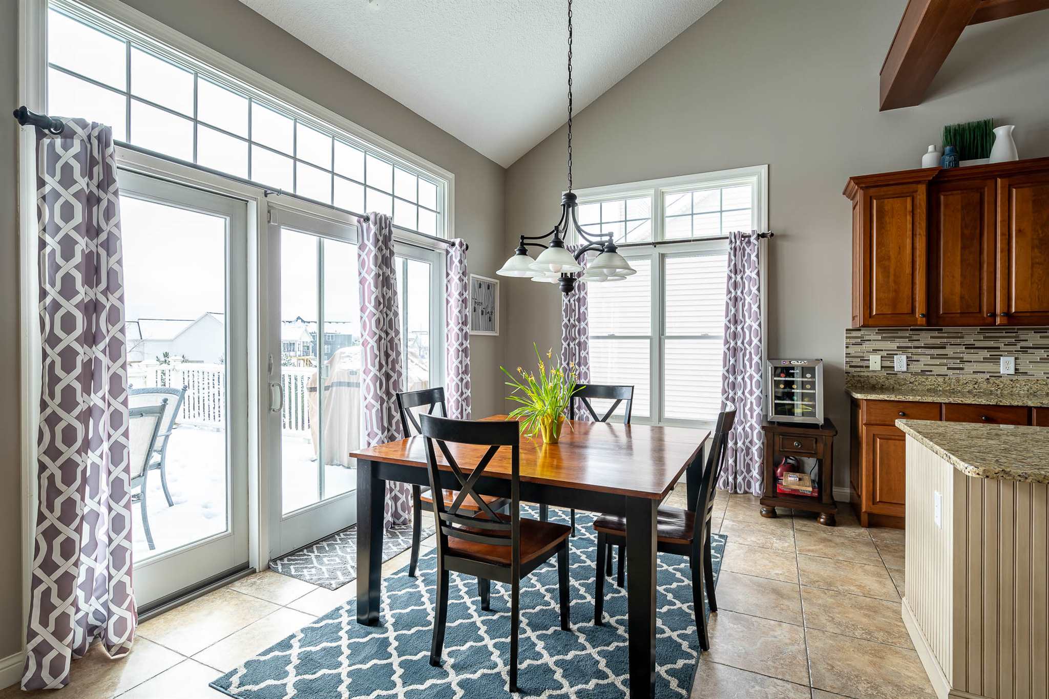 5615 Judge Road Bettendorf, IA 52722 - Photo 9 of 25 Gallery Image 9