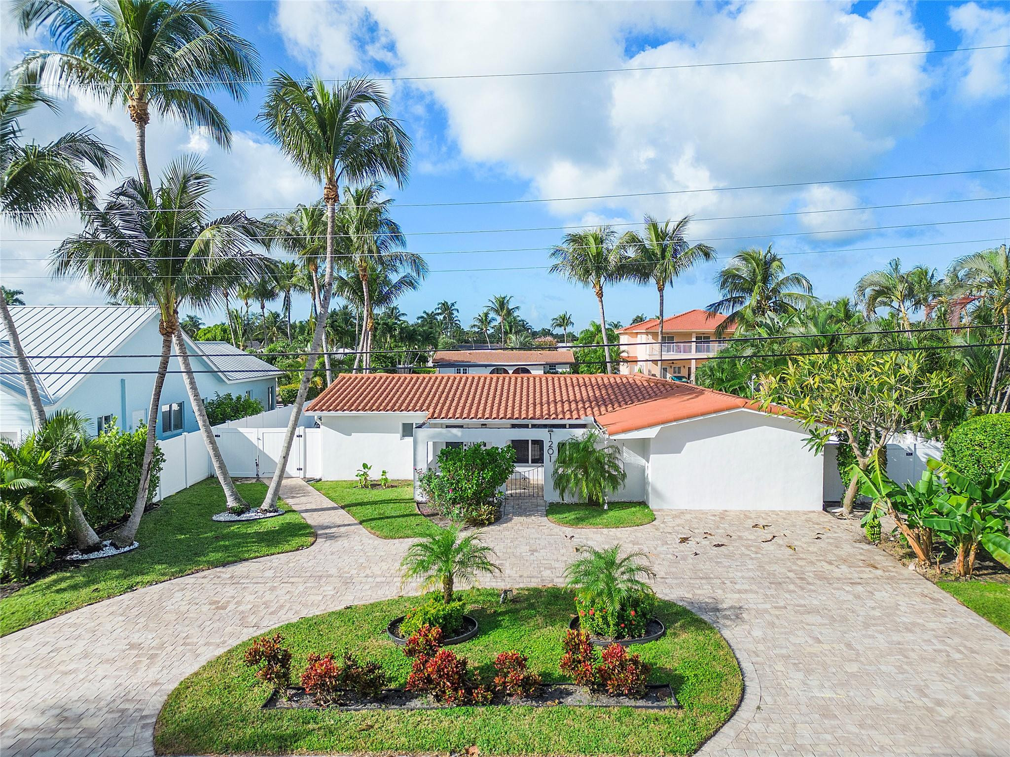 1201 Southwest 4th Avenue Boca Raton, FL 33432 - Photo 3 of 71 Photo 3