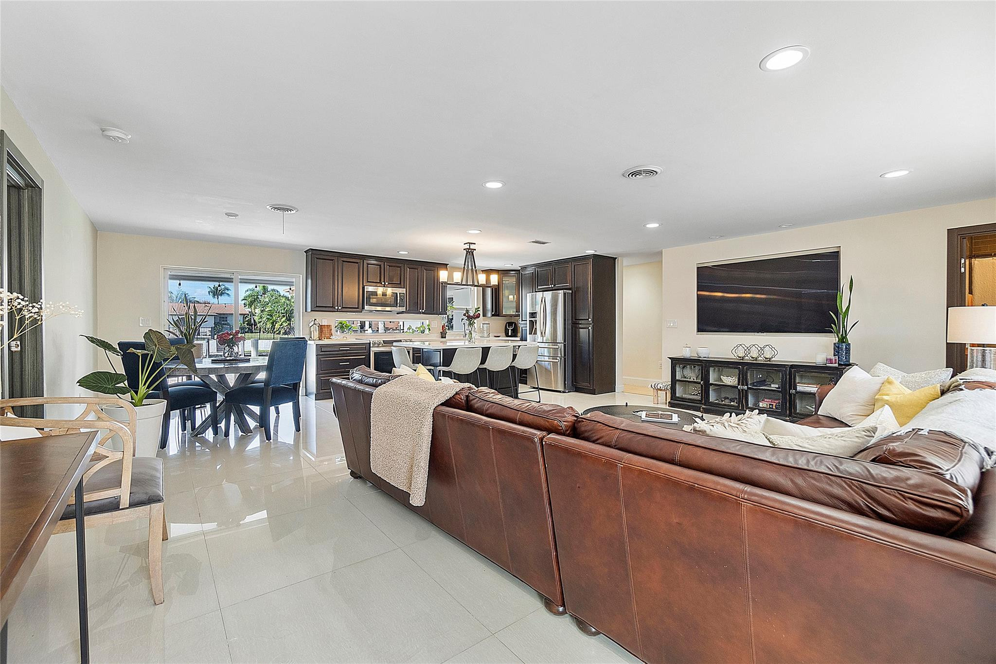 1201 Southwest 4th Avenue Boca Raton, FL 33432 - Photo 38 of 71 Photo 38