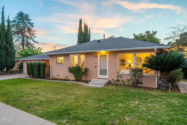 $918,000 | 305 Mayflower Avenue, Monrovia, CA 91016