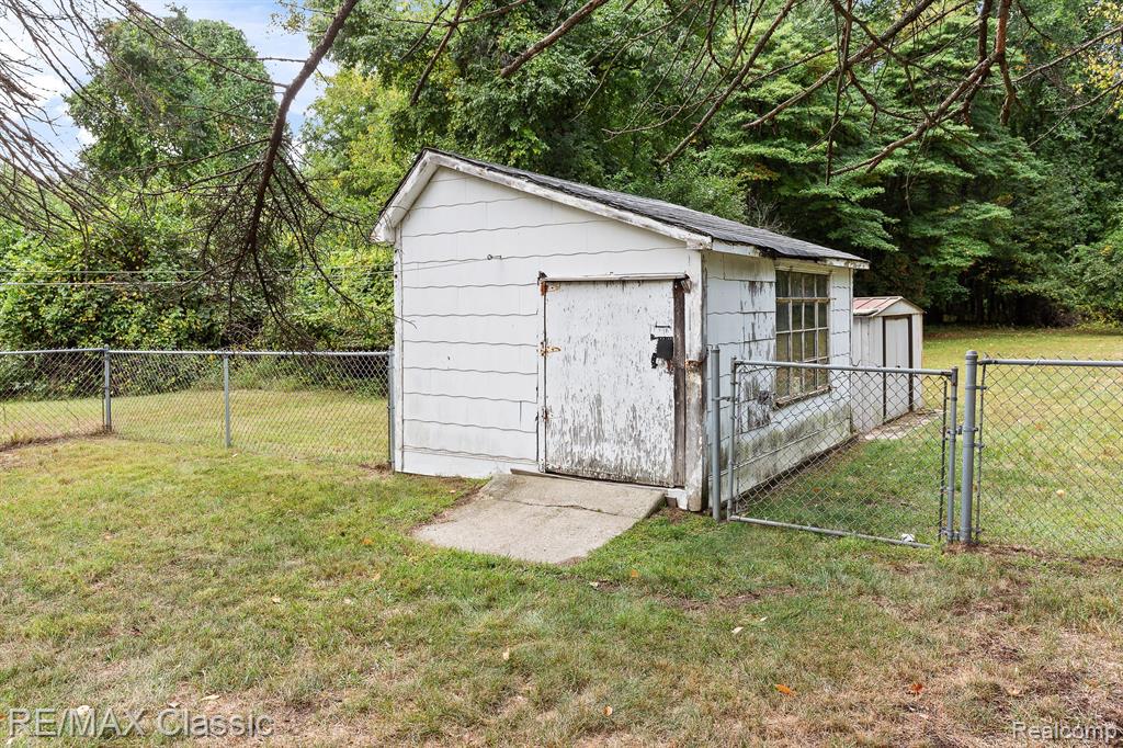 25789 Code Road Southfield, MI 48033 - Photo 27 of 35 Gallery Image 27