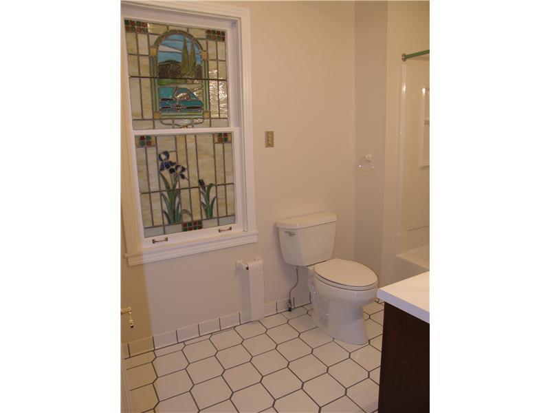 208 Cherokee Road Upper St. Clair, PA 15241 - Photo 14 of 25 Full Bath.