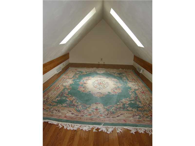 208 Cherokee Road Upper St. Clair, PA 15241 - Photo 22 of 25 Other.