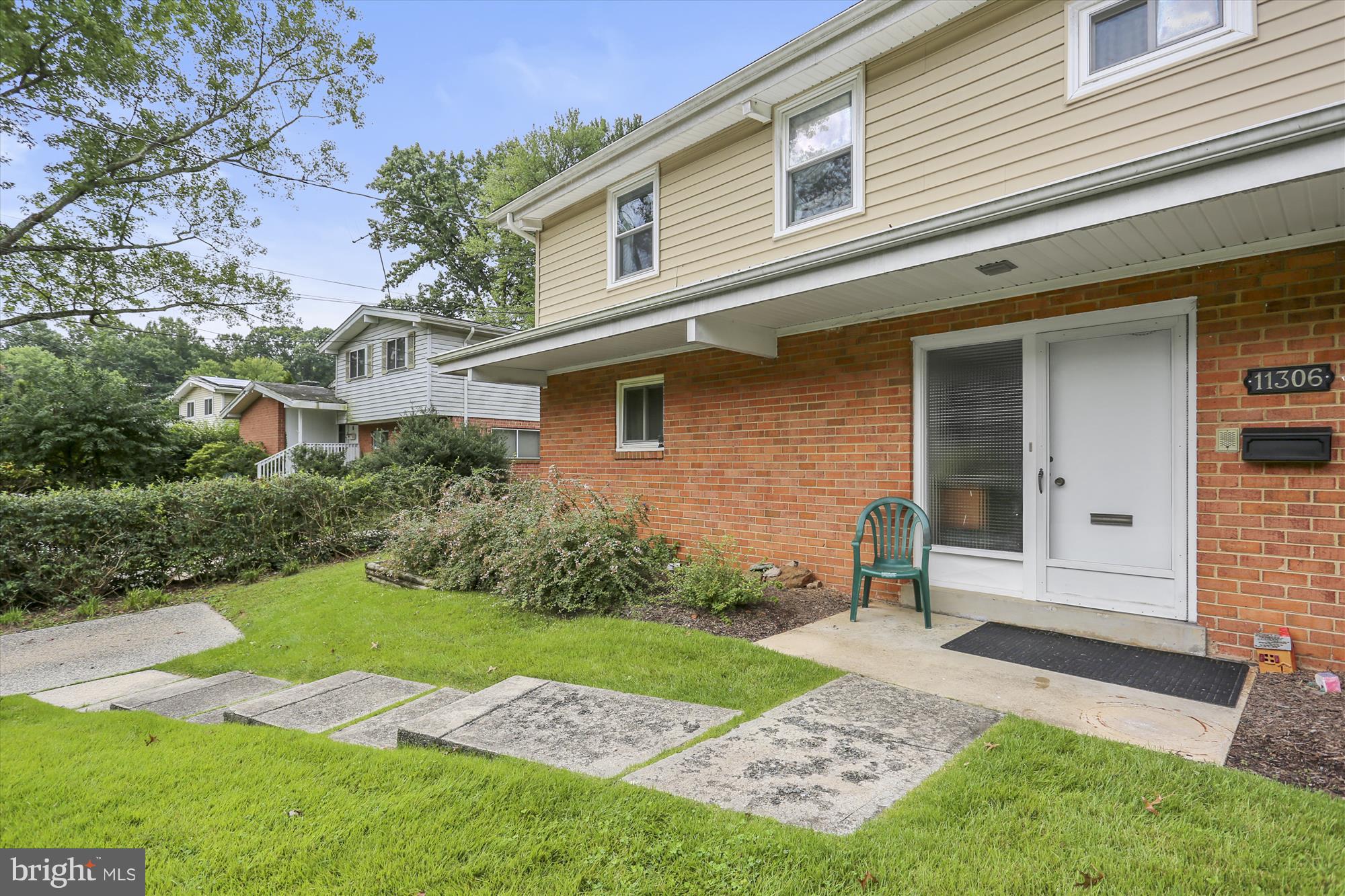 11306 Gilsan Street Silver Spring, MD 20902 - Photo 3 of 29 Walk
