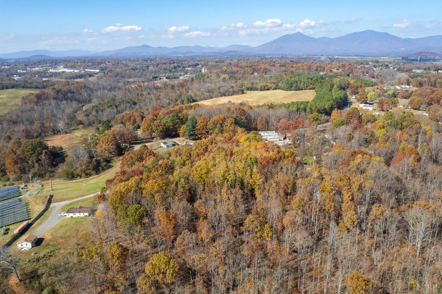 1230 Draper Road Bedford, VA 24523 - Photo 6 of 11 Gallery Image 6