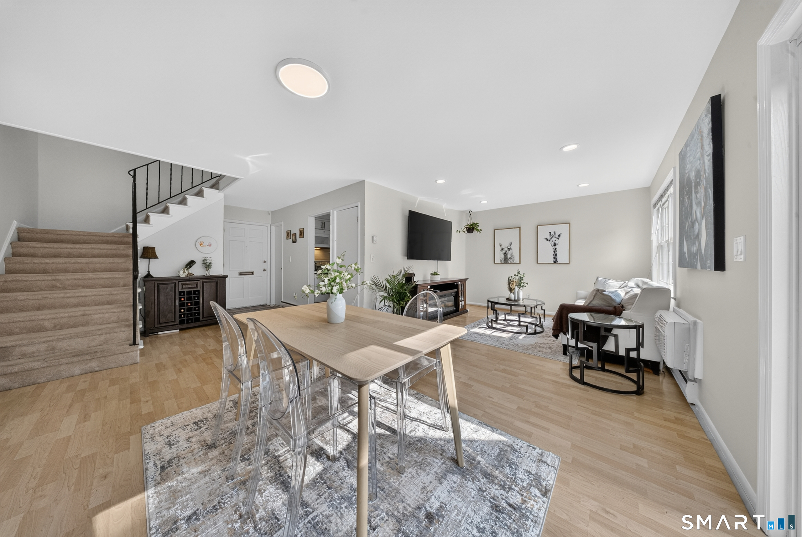 35 Woodway Road, Unit A8 Stamford, CT 06907 - Photo 1 of 40