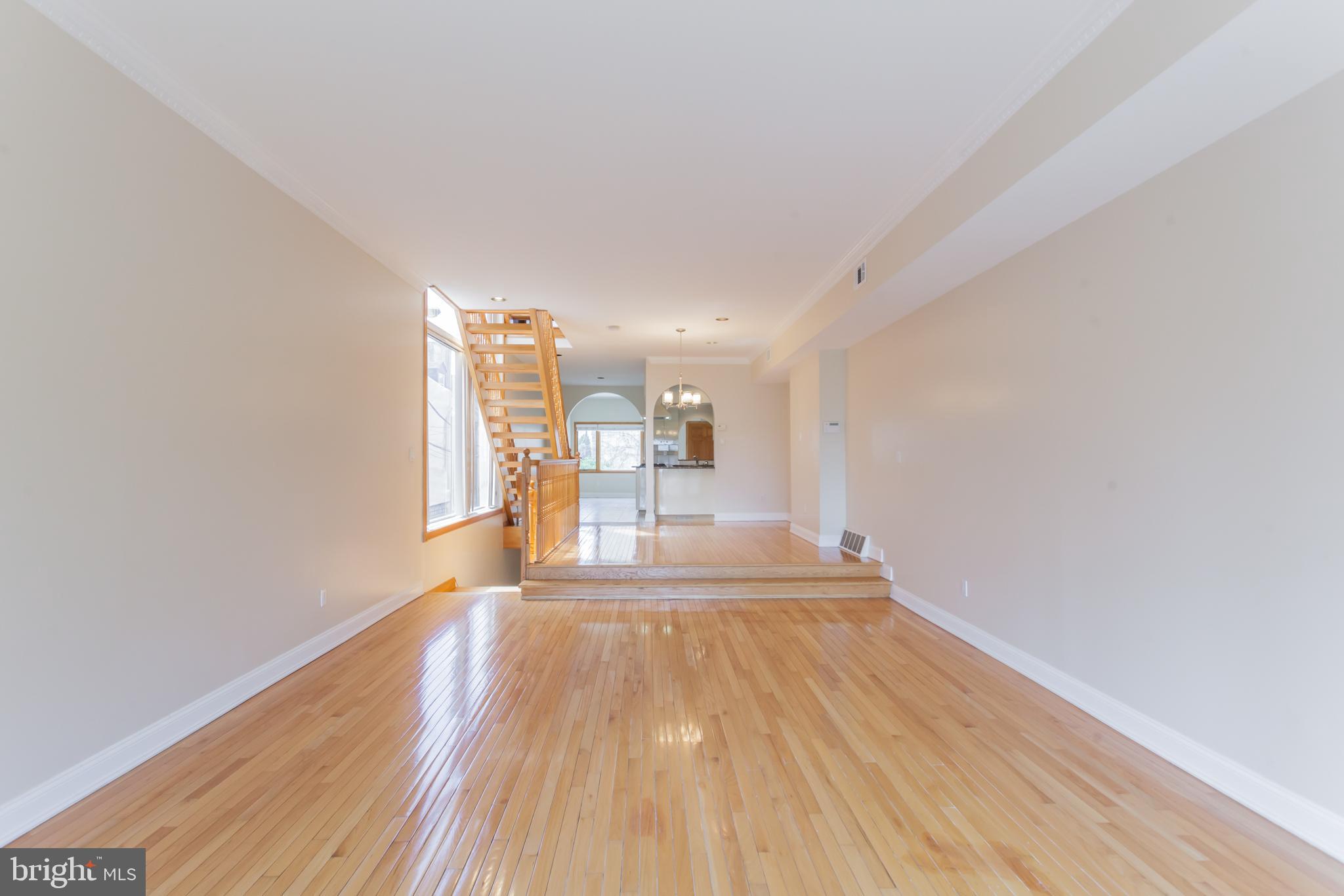 730 South Front Street, Unit R Philadelphia, PA 19147 - Photo 8 of 32 Living Room /Dining Room looking into Kitchen