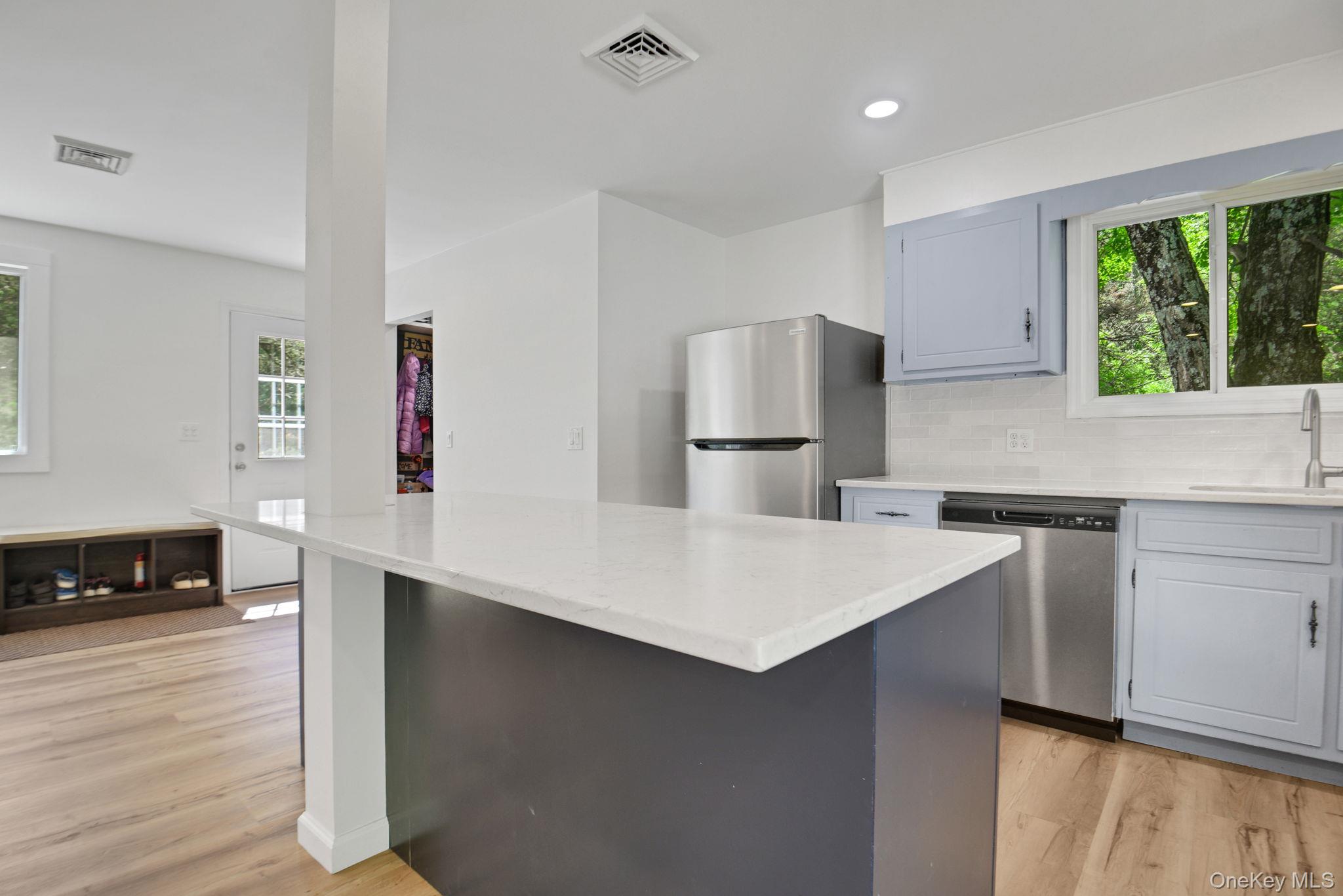 287 Norton Road Red Hook, NY 12571 - Photo 12 of 31