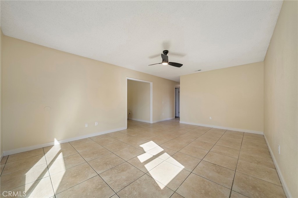 265 South Lamarr Street Rialto, CA 92376 - Photo 12 of 22