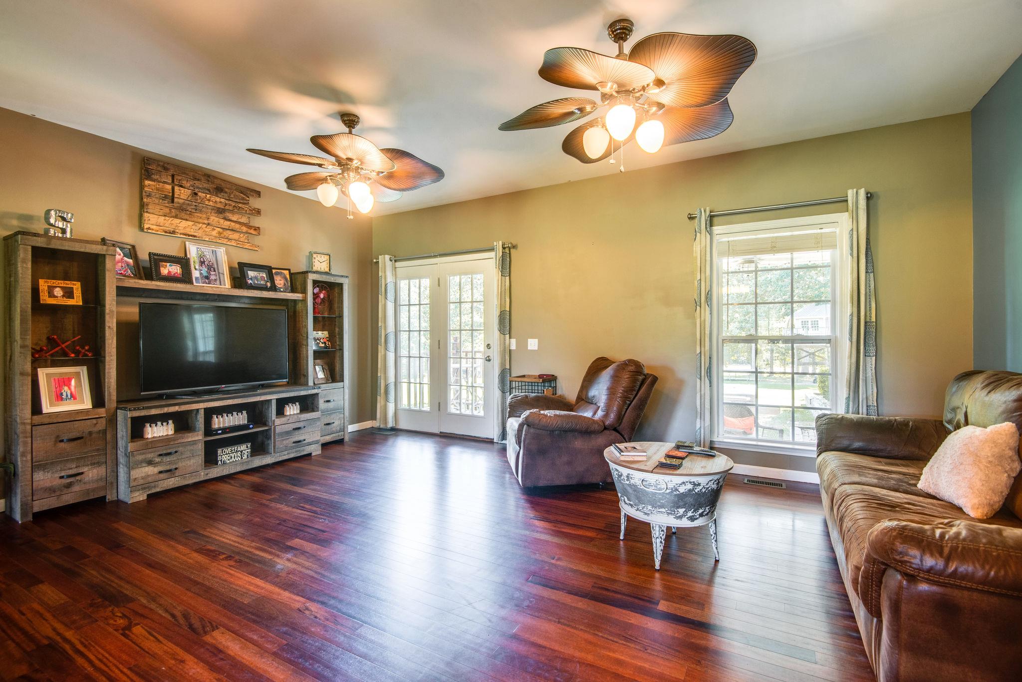 1073 Yellow Creek Road Dickson, TN 37055 - Photo 6 of 22 Gallery Image 6