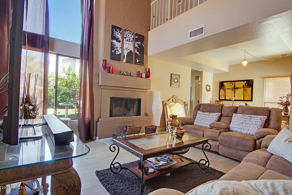 4334 East Dry Creek Road Phoenix, AZ 85044 - Photo 6 of 20 LivingRm_0272
