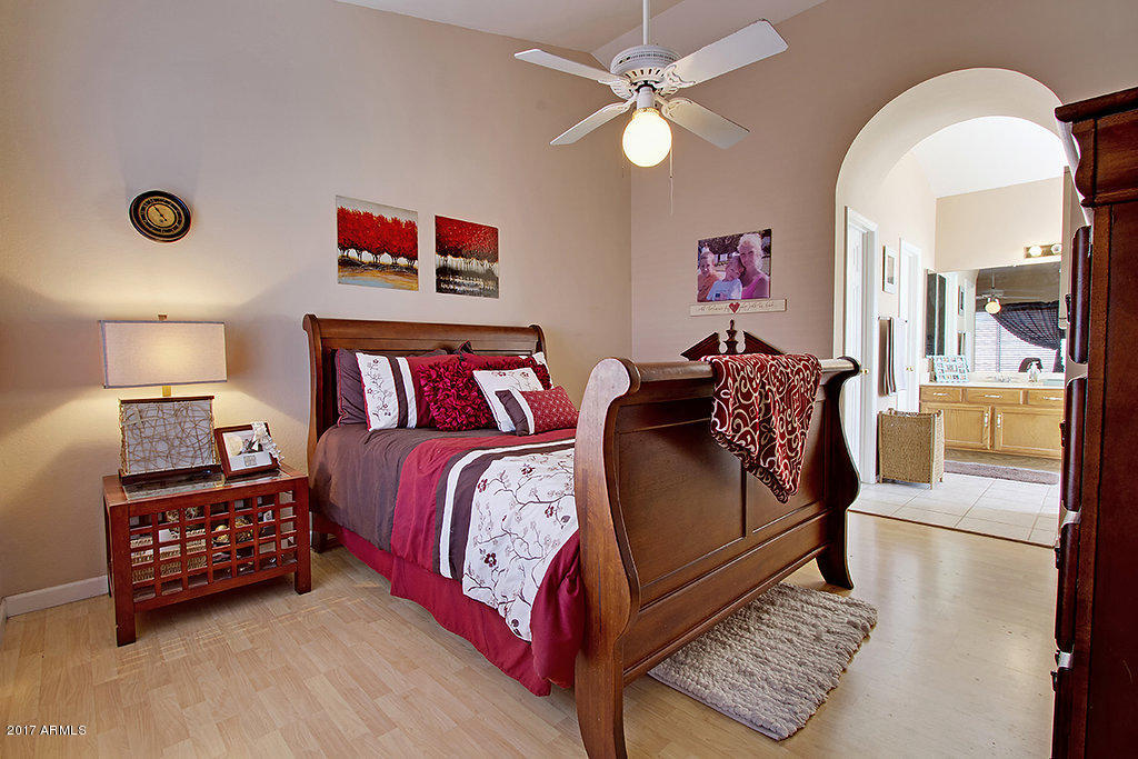 4334 East Dry Creek Road Phoenix, AZ 85044 - Photo 8 of 20 MasterSuite