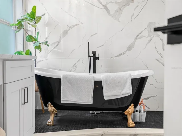 $1,449,000 | 1850 South Lake Reedy Boulevard, Frostproof, FL 33843