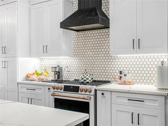 $1,449,000 | 1850 South Lake Reedy Boulevard, Frostproof, FL 33843