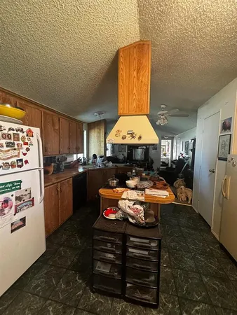 $900 | 8255 State Highway 99 East, Unit 1, Los Molinos, CA 96055
